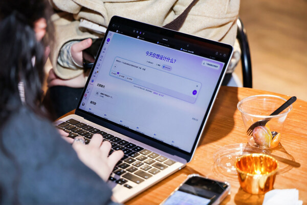 Canva可画举办"创作夜校"，用设计为成长"增值"