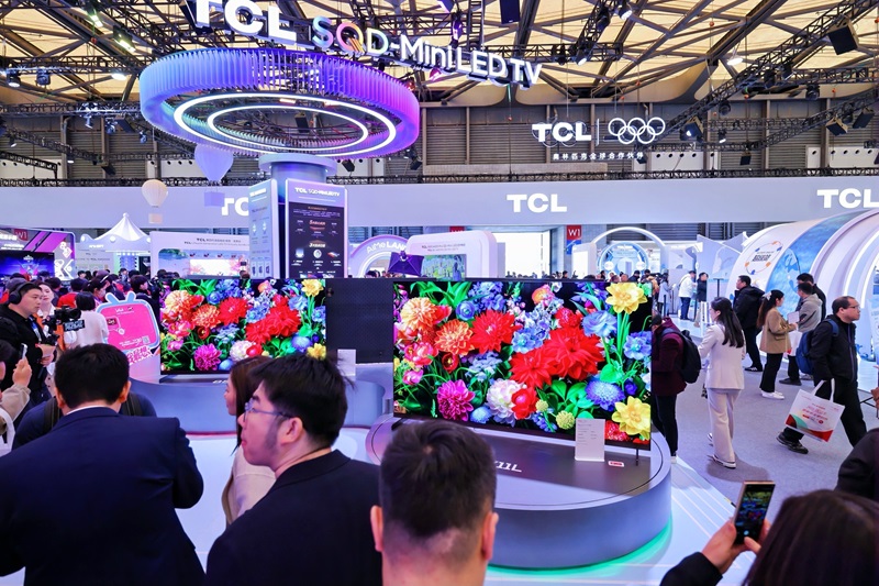TCL实业AWE 2026焕新打造品牌活力乐园，“屏显+AI”让智慧生活触手可及