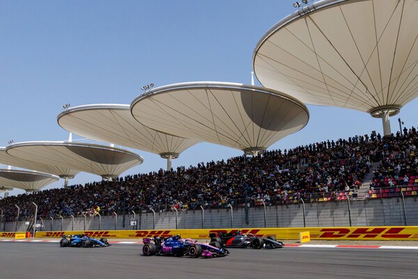 DHL与F1深化合作，多措并举助力锦标赛迈向2030净零目标