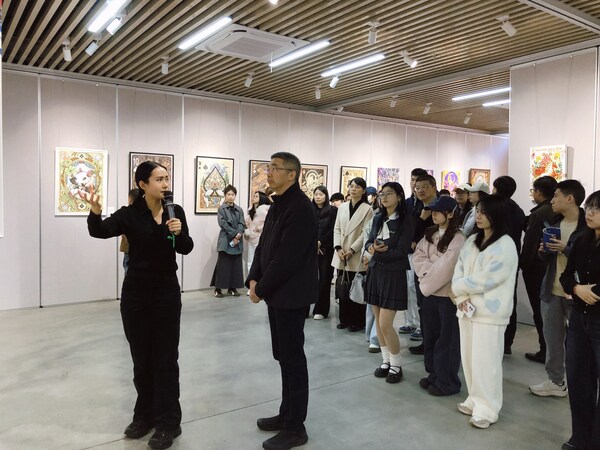 "Yinfinity茵无限"扑克艺术展登陆泉州，开启中国大陆首展