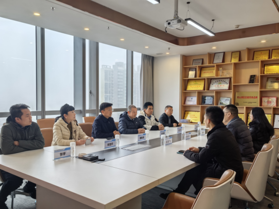 陕西省清洗保洁协会王文勇会长一行莅临贵州冰清玉洁集团调研交流