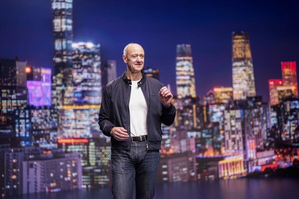 锚定工业AI'操作系统'，西门子在京发布新技术并拓展伙伴合作