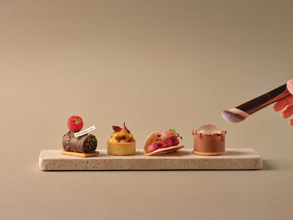 苏州尼依格罗酒店携手HOURGLASS推出「无限可能」周年联名主题下午茶