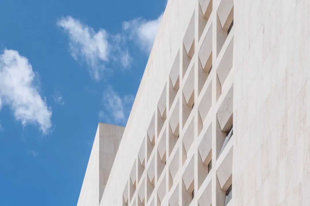 西南唯一!贵州工商职业大学艺术中心荣获两项国际设计大奖,探索环境育人新范式 西南唯一!贵州工商职业大学艺术中心荣获两项国际设计大奖,探索环境育人新范式