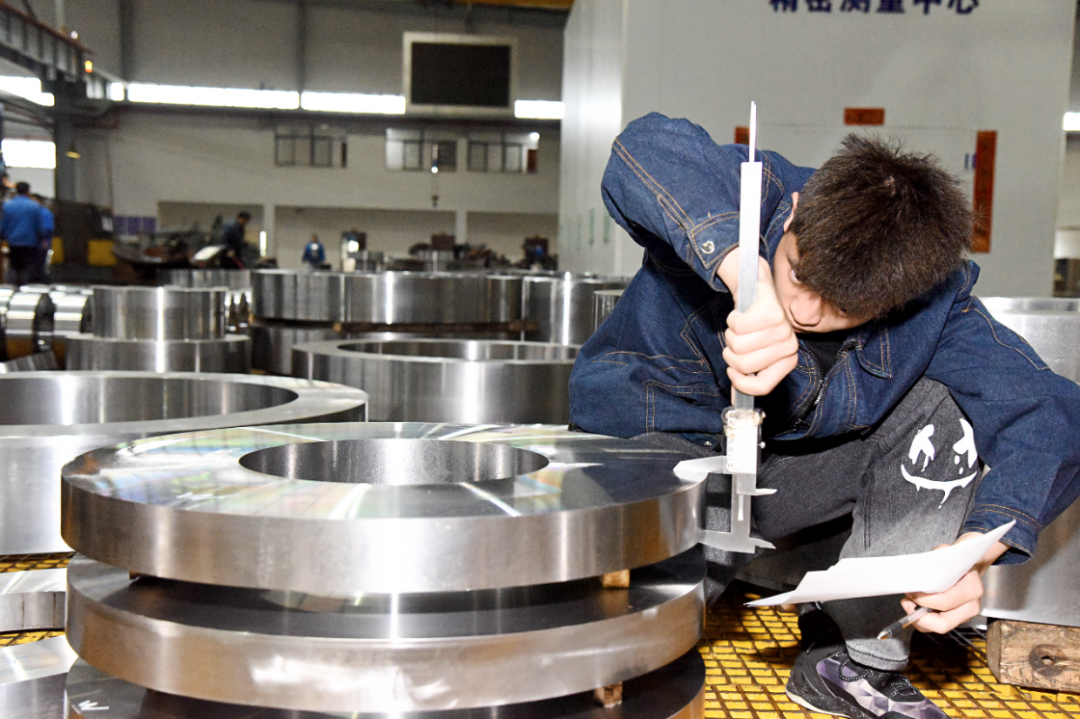 走进“专精特新” | 航天新力:黔山铸重器 匠心启新程 走进“专精特新” | 航天新力:黔山铸重器 匠心启新程