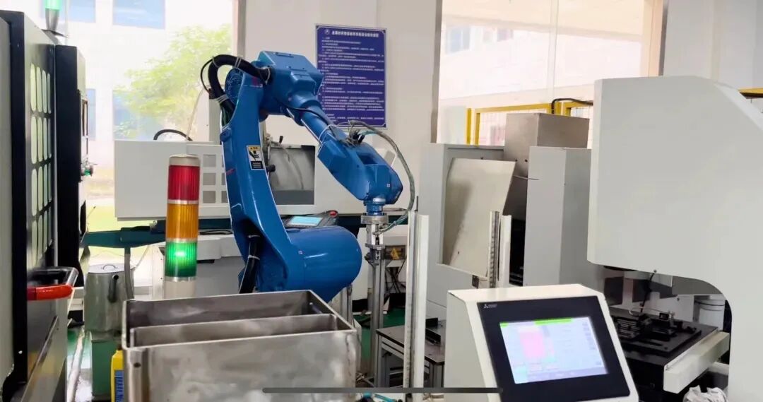 走进“专精特新” | 航天新力:黔山铸重器 匠心启新程 走进“专精特新” | 航天新力:黔山铸重器 匠心启新程