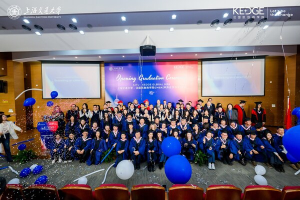 跨越山海 共赴新程 | 上海交通大学-法国凯致商学院国际在职工商管理硕士2025届毕业暨新生开学典礼隆重举行