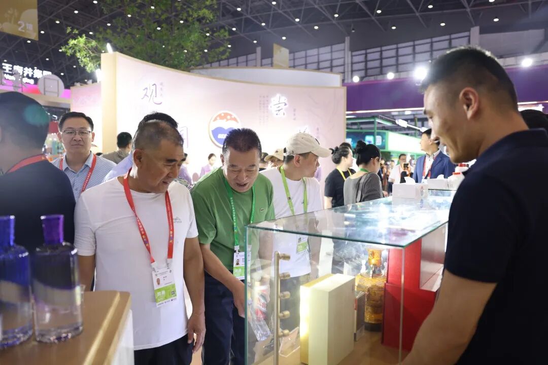 茅台亮相第六届中国国际消费品博览会