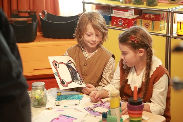 当宠物节遇见赛博生命体，OlloBot以生命感科技重新定义数字陪伴