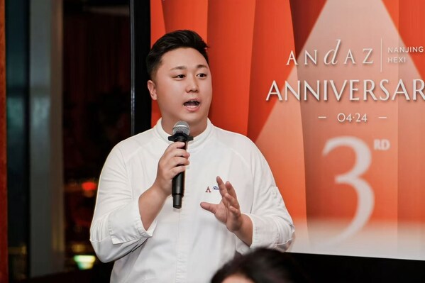 三载金陵，鎏金雅宴：南京河西安达仕酒店"无界剧场宴"缔造庆典美学新范式