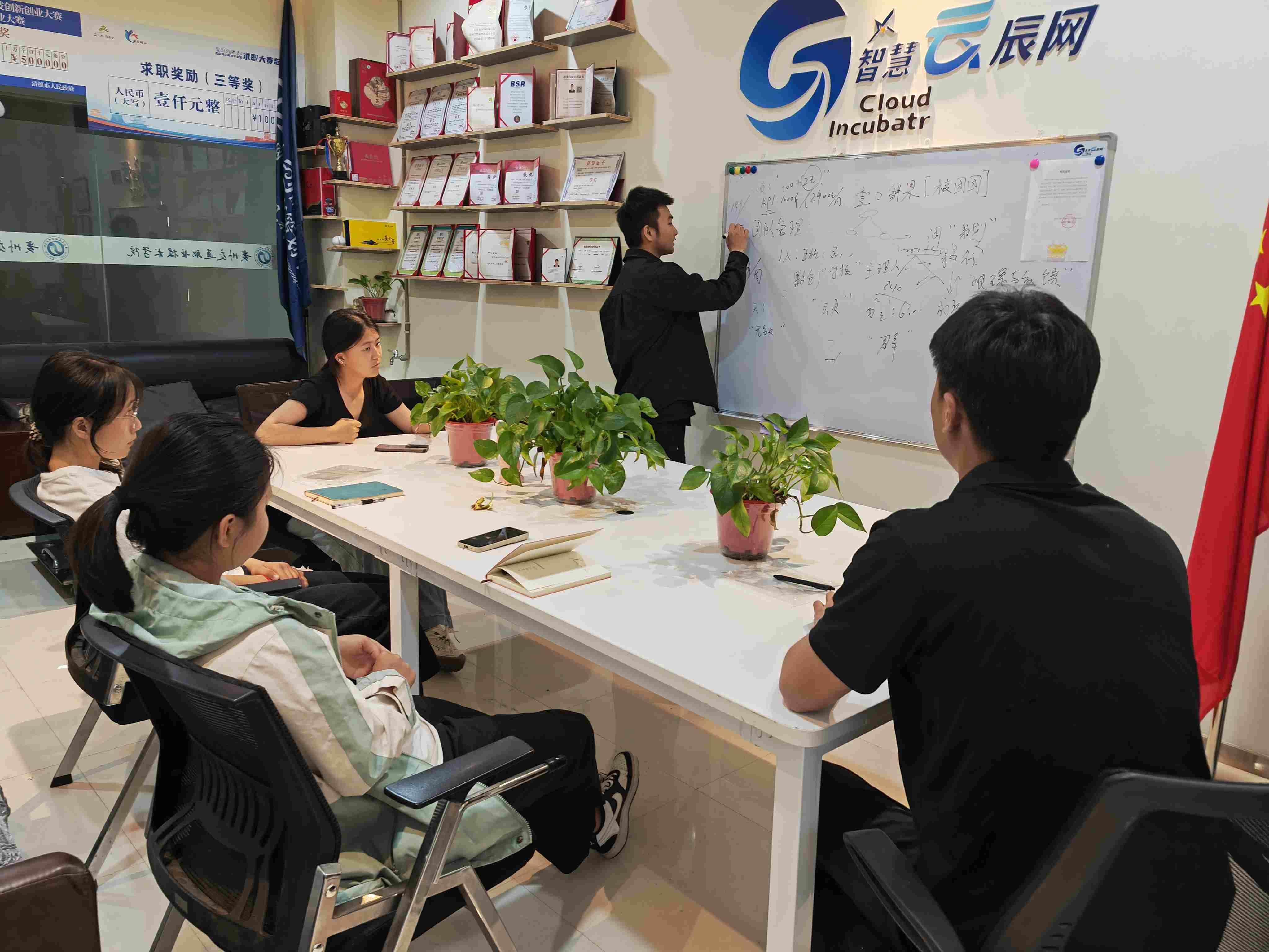 助农纾困暖人心 ！贵安新区元方村村民致信感谢高校青年团队