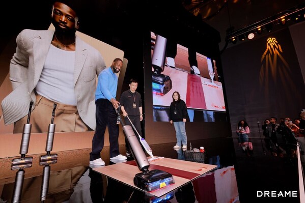 "闪电侠"韦德亮相Dreame Next硅谷发布会，见证全球洗地机"追觅时代"加速到来