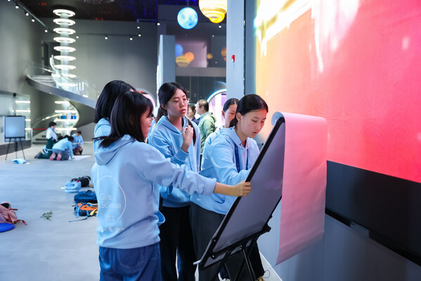 支持今天的她们，成就未来顶尖科学力量----欧莱雅中国"一代耀一代"科技女生赋能计划全新升级