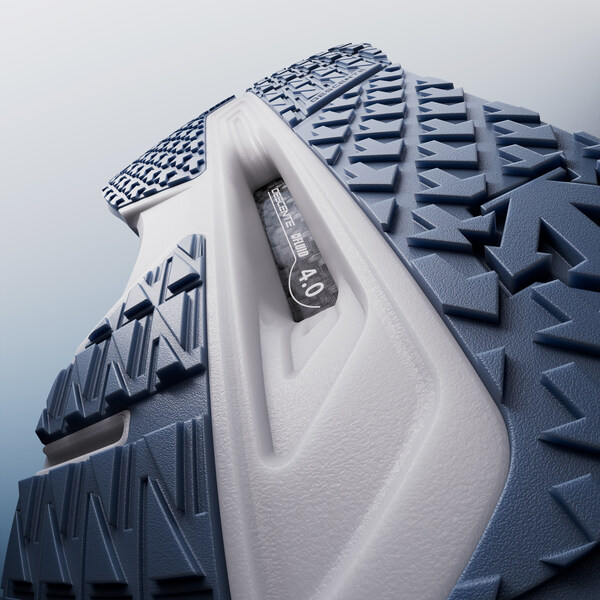 迪桑特推出全新DYNAMIC FLUID 4.0流体鞋及「迪桑特破风」跑步夹克 以专业跑步装备助力城市跑者畅跑前行 迪桑特推出全新DYNAMIC FLUID 4.0流体鞋及「迪桑特破风」跑步夹克 以专业跑步装备助力城市跑者畅跑前行