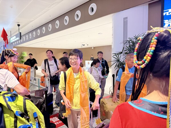 香港航空庆祝兰州航线启航