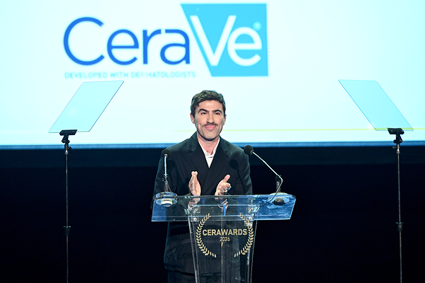 CERAVE庆祝来自22个国家/地区的100多位屡获殊荣的内容创作者首次推出全球CERAWARDS