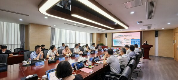 厦门市华师希平双语学校与科大讯飞签署重要战略合作协议 | AI 智慧基地校建设正式启航 厦门市华师希平双语学校与科大讯飞签署重要战略合作协议 | AI 智慧基地校建设正式启航