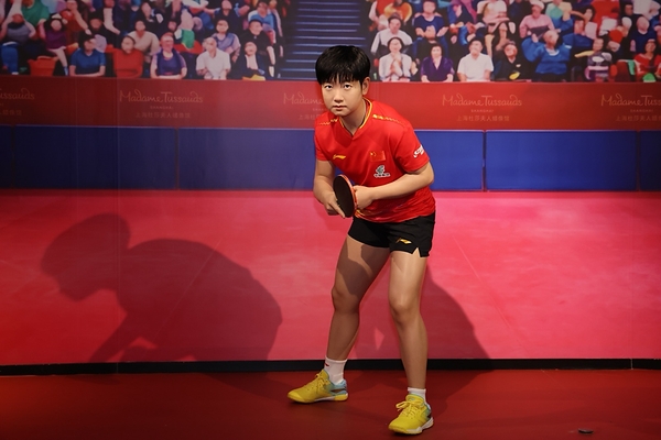 孙颖莎首尊蜡像正式入驻上海杜莎夫人蜡像馆