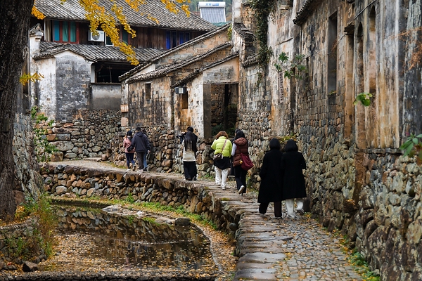 安岚开启旅行顾问体验,为每一次出行量身定制隐奢质感旅程 安岚开启旅行顾问体验,为每一次出行量身定制隐奢质感旅程