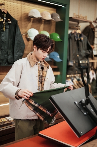Barbour上海兴业太古汇星级旗舰店盛大开幕