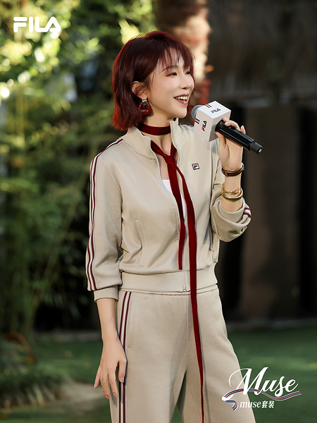 FILA MUSE 套装秋日系列焕新上市，「套住秋天」城市漫游限时登陆上海