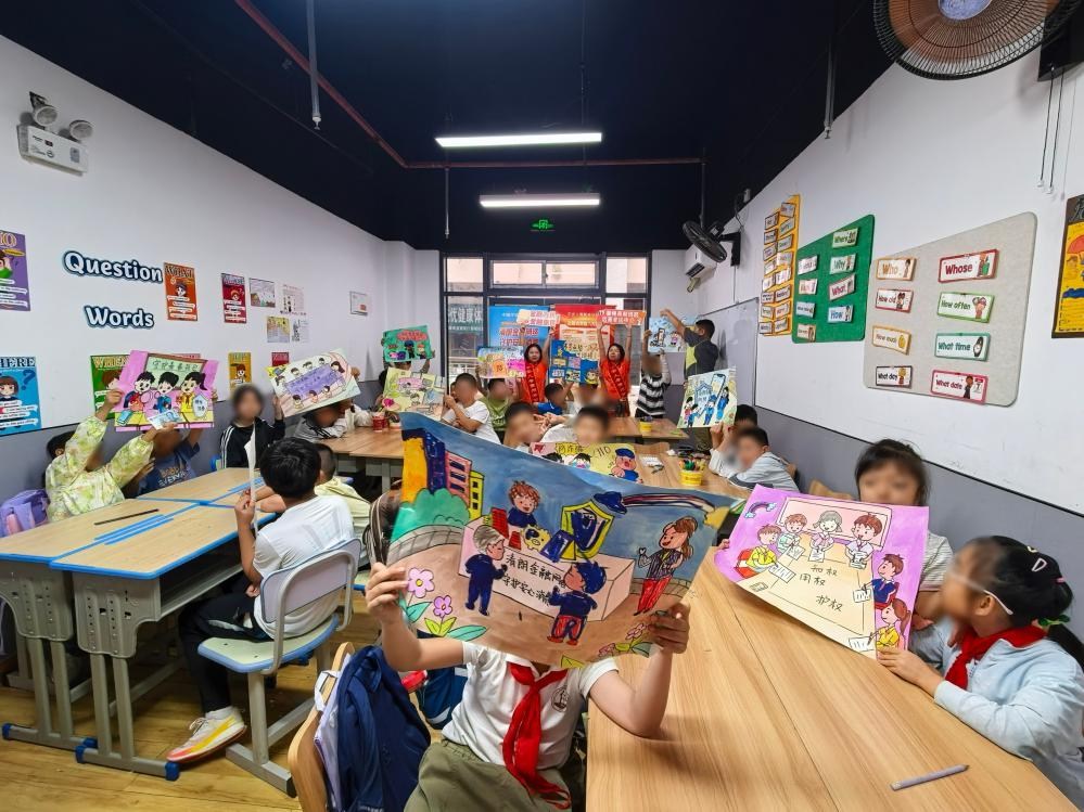 青春绘消保 护航少年行｜平安人寿贵州分公司开展青少年金融素养启蒙教育