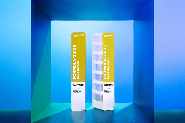 设计迈向更大胆的时代:Pantone 为潘通配色系统 (Pantone Matching System™) 新增 224 种生动色彩 设计迈向更大胆的时代:Pantone 为潘通配色系统 (Pantone Matching System™) 新增 224 种生动色彩