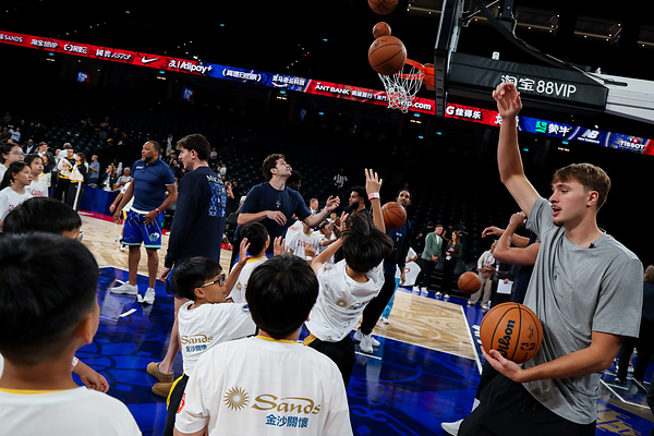 "NBA关怀行动 × 金沙关怀篮球公益周2026"盛大启动 "NBA关怀行动 × 金沙关怀篮球公益周2026"盛大启动
