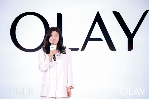 惊艳时尚圈的神秘护肤品牌,竟是OLAY 惊艳时尚圈的神秘护肤品牌,竟是OLAY